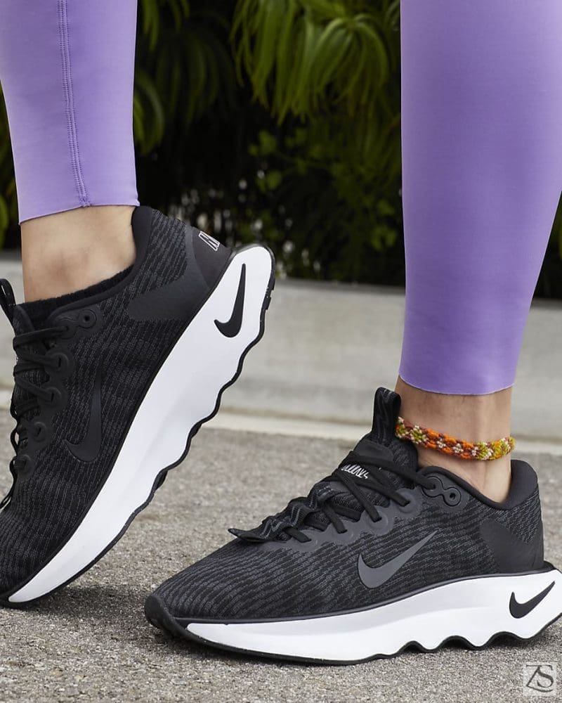 کتونی نایک Nike Motiva اورجینال