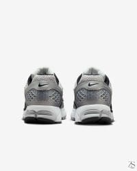 کتونی نایک Nike Zoom Vomero 5 اورجینال