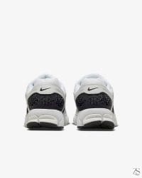 کتونی نایک Nike Zoom Vomero 5 اورجینال