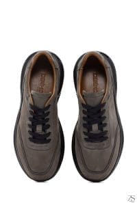کتونی چرمی مردانه مشکی خاکستری تیره با کف ضخیم Nubuck دری مد