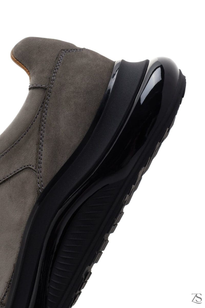 کتونی چرمی مردانه مشکی خاکستری تیره با کف ضخیم Nubuck دری مد