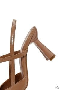 کفش زنانه بژ چرم پاشنه‌ضخیم پشت باز دری مد