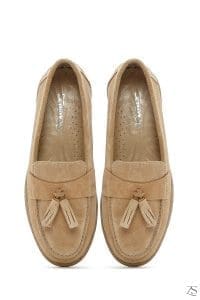 کفش لوفر زنانه چرم جیر بژ راحتی دری مد