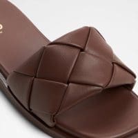 دمپایی زنانه تخت قهوه‌ای آلدو ESTERELLE – ALDO