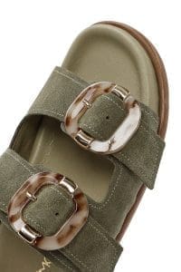 دمپایی زنانه جیر چرمی سبز با دو سگک دری مد