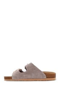 دمپایی زنانه چرمی جیر بژ سگک‌دار دری مد