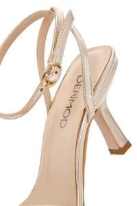 صندل زنانه طلایی متالیک بندی پاشنه نازک دری مد