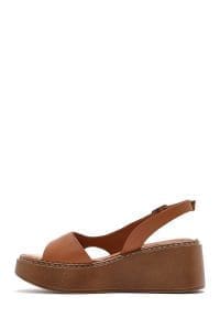 صندل زنانه عسلی کفی ضخیم چرمی راحتی دری مد