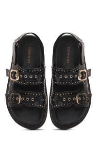 صندل زنانه مشکی سگک‌دار تخت ضخیم دری مد