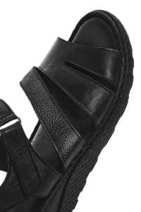 صندل زنانه مشکی چرم بندی راحتی دری مد