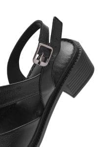 صندل زنانه مشکی چرم پاشنه‌کوتاه بنددار دری مد