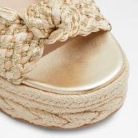 صندل لژدار زنانه طلایی آلدو ANNAMARIE – ALDO