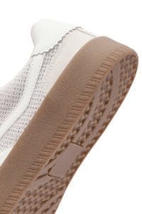 کتونی زنونه بژ بنددار با زیره ضخیم دری مد