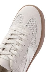 کتونی زنونه بژ بنددار با زیره ضخیم دری مد