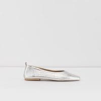 کفش باله زنانه نقره‌ای آلدو AKITA – ALDO