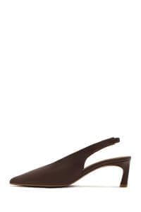 کفش زنانه قهوه‌ای چرم کش‌دار پشت باز پاشنه‌کوتاه دری مد