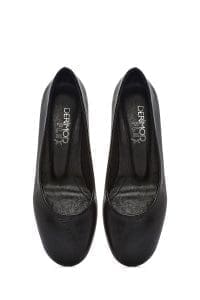 کفش زنانه مشکی چرم پاشنه‌ضخیم کوتاه دری مد