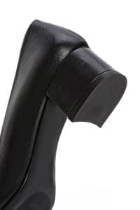 کفش زنانه مشکی چرم پاشنه‌ضخیم کوتاه دری مد