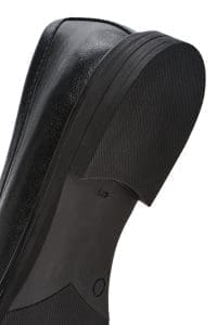 کفش لوفر زنانه چرم مشکی سگک‌دار دری مد