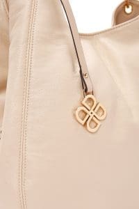 کیف زنانه دوشی کرم دری مد