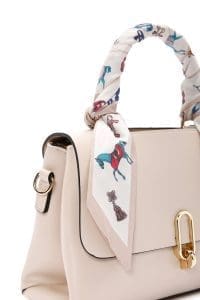 کیف زنانه کرم دوشی بلند با جزئیات تزئینی دری مد