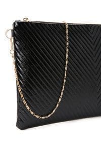 کیف کلاچ زنانه مشکی بند بلند زنجیری متالیک دری مد