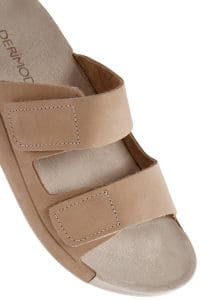 دمپایی راحتی زنانه چرم نوبوک بژ دو بندی دری مد