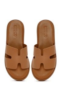 دمپایی زنانه قهوه‌ای روشن با کف ضخیم دری مد