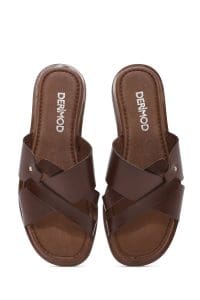 دمپایی زنانه چرمی قهوه‌ای ساده دری مد