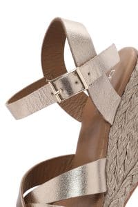 صندل زنانه طلایی چرم متالیک بنددار لژدار اسپادریل دری مد