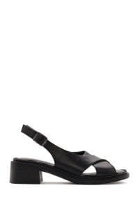 صندل زنانه مشکی چرم پاشنه‌کوتاه بنددار دری مد