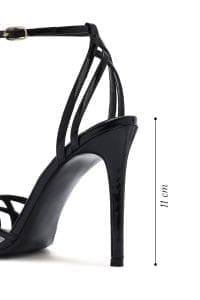 صندل زنانه چرمی مشکی ورنی با پاشنه بلند نازک و بنددار دری مد