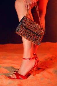 صندل چرمی پاشنه نازک بند دار مچ پا قرمز زنانه