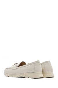 لوفر زنانه بژ چرم بند دار راحتی دری مد