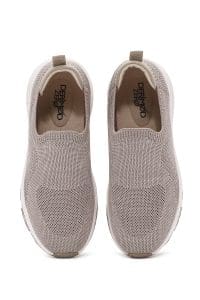 کتونی زنانه بژ چرم با زیره ضخیم پارچه ای دری مد