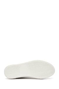 کتونی زنانه سفید با بند چرم دری مد