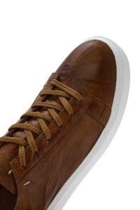 کتونی مردانه چرم قهوه‌ای بنددار زیره ضخیم دری مد