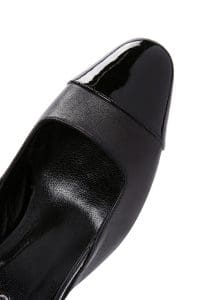 کفش زنانه مشکی چرم پاشنه‌دار پشت باز دری مد