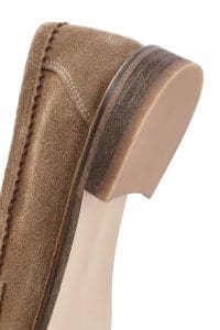 کفش لوفر زنانه چرم جیر قهوه‌ای با سگک دری مد