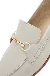 کفش لوفر زنانه چرم کرم دری مد