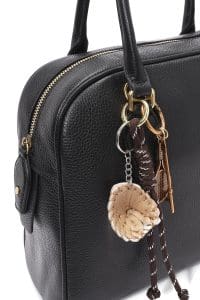 کیف زنانه دستی چرم مشکی بند بلند با اکسسوری دری مد