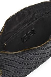 کیف زنانه دوشی مشکی طرح بافت دری مد