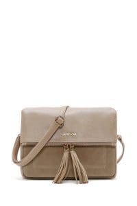 کیف کراس بادی زنانه چرم بژ بند بلند دری مد