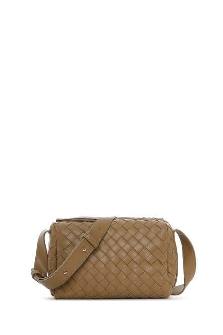 کیف کراس بادی زنانه چرم بژ تیره بافت‌دار دری مد