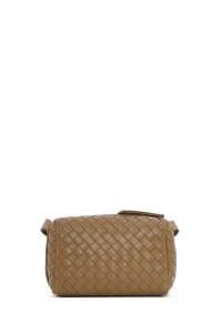 کیف کراس بادی زنانه چرم بژ تیره بافت‌دار دری مد