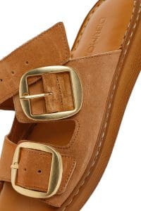 دمپایی زنانه راحتی چرمی جیر صورتی کم‌رنگ سگک‌دار دری مد