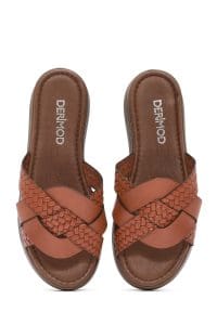 دمپایی زنانه چرمی نارنجی با کف ضخیم دری مد