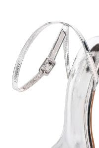 صندل زنانه نقره‌ای متالیک پاشنه نازک بلند بنددار دری مد