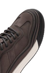 کتونی مردانه چرم نوبوک طوسی بنددار زیره ضخیم دری مد