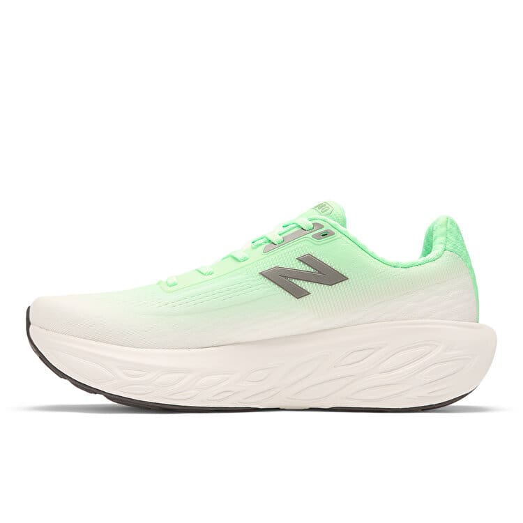 کتونی نیو بالانس New Balance 1080V14 اورجینال_68b3cc117716e.jpeg کتونی نیو بالانس New Balance 1080V14 اورجینال